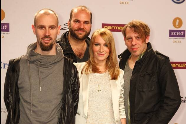 Guano Apes beim Echo 2012 dem Deutschen Musikpreis auf dem Roten Teppich vor der Verleihung in der Messe Berlin. Copyright: xEventpressxHerrmannx