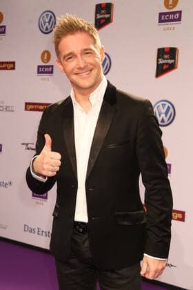 Christoff der Superstar aus Belgien beim Echo 2012 dem Deutschen Musikpreis auf dem Roten Teppich vor der Verleihung in der Messe Berlin. Copyright: xEventpressxHerrmannx