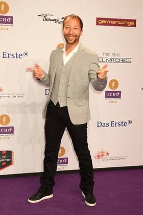 DJ Bobo Peter Rene Baumann beim Echo 2012 dem Deutschen Musikpreis auf dem Roten Teppich vor der Verleihung in der Messe Berlin. Copyright: xEventpressxHerrmannx