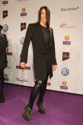 Jorge Alexis Gonzalez beim Echo 2012 dem Deutschen Musikpreis auf dem Roten Teppich vor der Verleihung in der Messe Berlin. Copyright: xEventpressxHerrmannx