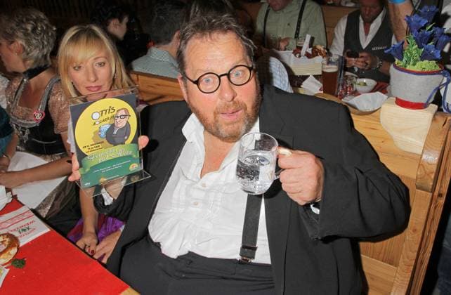 Oktoberfest 23.09.2014 Schauspieler Ottfried Fischer, Kabarettist, beim - Wiesn-Treff - der Mainstream Media AG (Goldstar TV, Heimatkanal, Romance TV), im Festzelt - Kufflers Weinzelt - auf dem Oktoberfest, der Wiesn, auf der Theresienwiese in Muenchen - 23.09.2014 - *** Oktoberfest 23 09 2014 Actor Ottfried Fischer, cabaret artist, at the Wiesn Treff of Mainstream Media AG Goldstar TV, Heimatkanal, Romance TV , in the festival tent Kufflers Weinzelt at the Oktoberfest, the Wiesn, on the Theresienwiese in Munich 23 09 2014