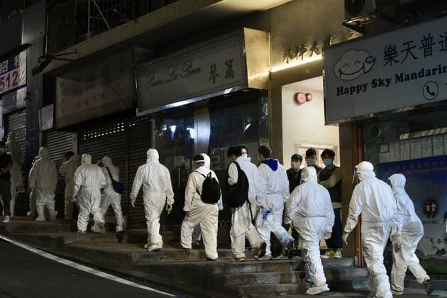 March 15, 2021, Hongkong, Hongkong, China: Another 4 buildings are blocked and all citizens have to take the COVID-19 nucleic acid testing in Hongkong,China on 15th March, 2021. Hongkong China  - ZUMAt151 20210315_zia_t151_011 Copyright: xTpgx