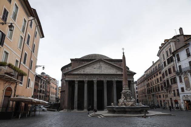 (210316) -- ROME, March 16, 2021 -- Restaurants are closed near the Pantheon in Rome, Italy, March 15, 2021. Italy entered into a new period of semi-lockdown on Monday, with over half of its 20 regions falling into the red zone and subject to the maximum level of restrictions. ) ITALY-ROME-COVID-19-SEMI-LOCKDOWN ChengxTingting 