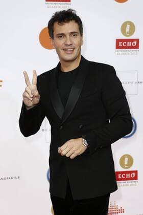 Erwin Schrott auf dem Roten Teppich bei der Verleihung des ECHO Klassik 2012 im Konzerthaus Berlin auf dem Gendarmenmarkt im Herzen Berlins. Copyright: xEventpressxHerrRax