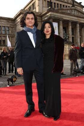 Mikhail Gurewitsch und Masako Miyazaki Gurewitsch auf dem Roten Teppich bei der Verleihung des ECHO Klassik 2012 im Konzerthaus Berlin auf dem Gendarmenmarkt im Herzen Berlins. Copyright: xEventpressxHerrRax