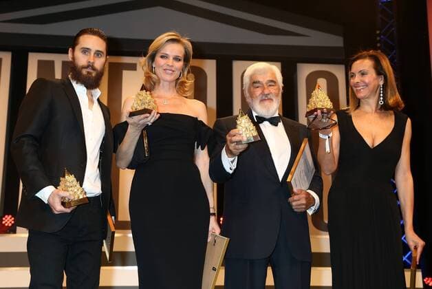 Jared Leto, Eva Herzigova mit Mario Adorf und Carole Bouquet bei der - 21. UNESCO Charity Gala 2012 - im Maritim Hotel Duesseldorf Airport *** Jared Leto, Eva Herzigova with Mario Adorf and Carole Bouquet at the 21 UNESCO Charity Gala 2012 at the Maritim Hotel Duesseldorf Airport Copyright: xEventpressxHerrmannx
