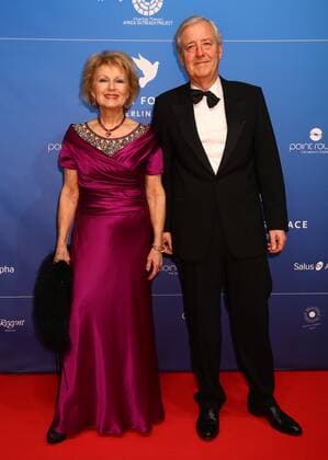 Annette von Rantzau mit Mann Heinrich bei der - Cinema for Peace Gala- im Waldorf-Astoria Hotel in Berlin der 63. Berlinale ( Internationale Filmfestspiele Berlin ) the 63nd Berlin International Film Festival, in Berlin, Germany, *** Annette von Rantzau with husband Heinrich at the Cinema for Peace Gala at the Waldorf Astoria Hotel in Berlin of the 63rd Berlinale Internationale Filmfestspiele Berlin the 63nd Berlin International Film Festival, in Berlin, Germany, Copyright: xEventpressxHerrmannx