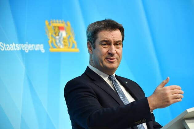Markus SOEDER (Ministerpraesident Bayern und CSU Vorsitzender),Gestik, Einzelbild,angeschnittenes Einzelmotiv,Portraet,Portrait,Porträt. Pressekonferenz der Bayerischen Staatsregierung nach Kabinettssitzung am 16.03.2021 im Prinz Carl Palais in Muenchen.