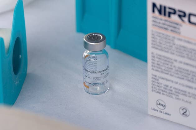 Coronavirus in Chile, Drive in Impfzentrum mit Sinovac Impfstoff in Santiago March 16, 2021, Santiago, Metropolitana, Chile: An empty vial of the Chinese Sinovac vaccine against COVID 19, in Santiago, Chile. So far, almost 5 million people have been vaccinated in the country, and 41% of them with the second dose. Santiago Chile - ZUMAb332 20210316_zip_b332_015 Copyright: xMatiasxBasualdox