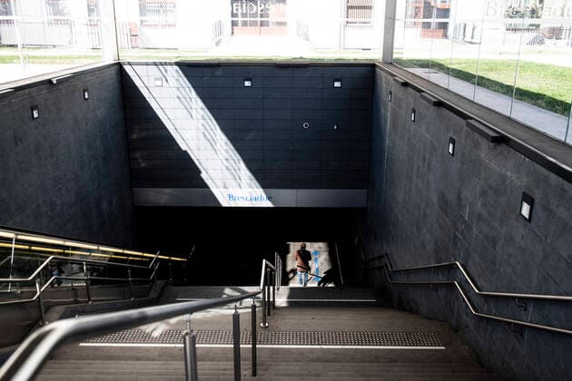 Coronavirus in Italien, Lockdown in Brescia March 16, 2021, Brescia, Brescia, Italy: Brescia in red zone empty subway due the new rules against covid pandemic Brescia Italy - ZUMAb205 20210316_zip_b205_011 Copyright: xMatteoxBiattax