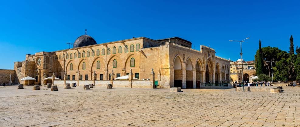 Jerusalem, Israel - October 12, 2017: Faade of Al-Aqsa Mosque Islamic holy place on Temple Mount in Jerusalem Old City  BEW1DD2BE85