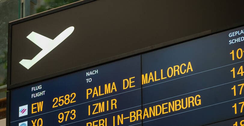 Erster Flug nach Mallorca vom Flughafen Stuttgart In Stuttgart startet der erste Flug nach Palma de Mallorca Euro Wings mit der Flugnummer EW2582 nachdem Mallorca nicht mehr zu den Risikogebieten gehört. Stuttgart Flughafen Stuttgart Baden-Württemberg Germany Copyright: xLeifxPiechowskix