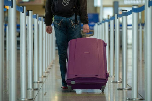 Reisebranche in Corona Zeiten Die Reisebranche leidet stark unter der Corona Pandemie. Erste Flüge nach Mallorca sollen zu Ostern wieder stattfinden. Stuttgart Flughafen Stuttgart Baden-Württemberg Germany Copyright: xLeifxPiechowskix