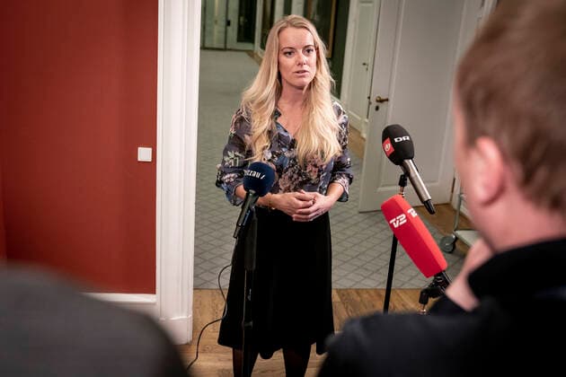 Coronavirus in Dänemark, Minister beraten über Lockerungen der Corona-Maßnahmen Pernille Vermund (NB) ankommer til moede i Statsministeriet om en yderligere genaabning af landet, paa Christiansborg torsdag den 18. marts 2021.. , Copenhagen Denmark Copyright: RitzauxScanpix MadsxClausxRasmussenx cop103 spdk20210318-182941-L