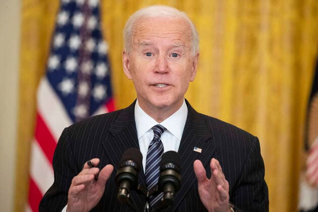 March 18, 2021, Washington, District of Columbia, USA: US President Joe Biden delivers remarks on the state of COVID-19 vaccinations, in the East Room of the White House in Washington, DC, USA, 18 March 2021. The United States has surpassed 100 million COVID-19 vaccine doses administered Washington USA - ZUMAs152 20210318_zaa_s152_218 Copyright: xMichaelxReynoldsx-xPoolxViaxCnpx