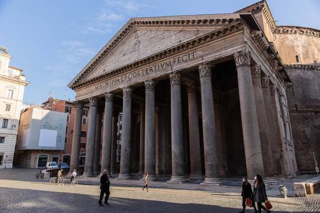 Mar 18, 2021 - Rome, Italy - An empty Pantheon on a sunny afternoon. Rome is living the first week of another lockdown related to COVID-19. Tight measures should stay in place at least till Easter. Rome Italy - ZUMAm174 20210318_int_m174_007 Copyright: xFrancescoxMoltenix