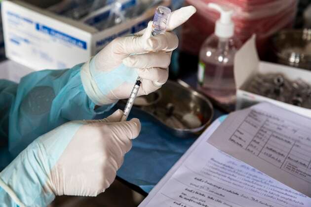 March 19, 2021, Thailand: A health worker prepares a dose of CoronaVac, a Covid-19 coronavirus vaccine developed by Chinaâ€⠢s Sinovac Biotech ltd, in Bangkok, Thailand, on Friday March 19, 2021. Health workers have been vaccinating 600 residents per day, after a cluster of Covid-19 coronavirus cases were discovered at the Bang Khae market in Bangkok on Wednesday, March 17. Thailand - ZUMAm249 20210319_zip_m249_009 Copyright: xAndrexMalerbax