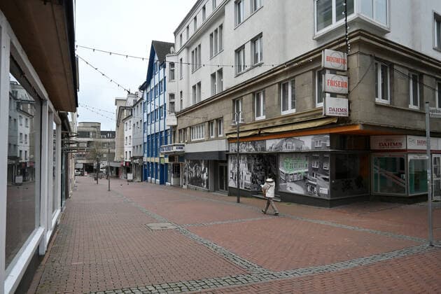 18.03.2021, Recklinghausen, Fussgängerzone in der innenstadt Foto: Maik Hölter TEAM2 Recklinghausen Nordrhein Westfalen Deutschland