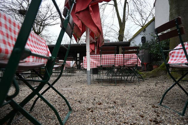 18.03.2021, Recklinghausen, Geschlossener Boente Biergarten in der Innenstadt Foto: Maik Hölter TEAM2 Recklinghausen Nordrhein Westfalen Deutschland