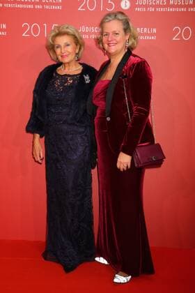 Annette von Rantzau und Christiane Graefin von Rantzau auf dem Roten Teppich beim Preis fÃ?r Verstaendigung und Toleranz des Juedischen Museums in Berlin. *** Annette von Rantzau and Christiane Graefin von Rantzau on the Red Carpet at the Prize for Understanding and Tolerance of the Jewish Museum in Berlin Copyright: xEventpressxHerrmannx