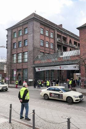 (210320) -- BERLIN, March 20, 2021 -- A COVID-19 vaccination site is seen in Berlin, capital of Germany, March 19, 2021. Germany s reported daily COVID-19 infections continued to rise sharply on Friday as the country registered 17,482 new cases in one day, the Robert Koch Institute (RKI) said on Friday. (Photo by Xinhua) GERMANY-BERLIN-COVID-19-CASES StefanxZeitz 