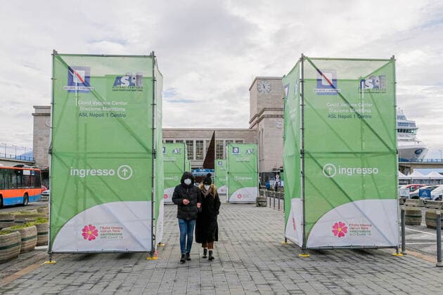 Italy: Vaccine Stazione Marittima Naples, 20 March 2021, start of the vaccination campaign at the Stazione Marittima, a new vaccination point for the city of Naples, after the EMA and AIFA stop with Astrazeneca s covid-19 vaccine File054 Copyright: xAntonioxBalascox