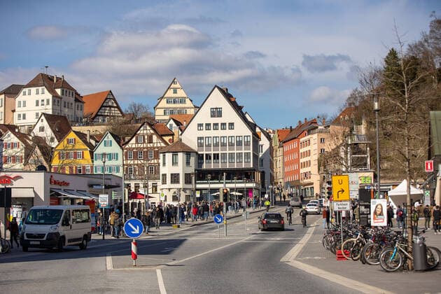 Tuebingen Themenbilder: Tuebingen in Zeit der Corona-Pandemie, Themenbilder: Tuebingen in Zeit der Corona-Pandemie, Neckarbruecke, 20.03.2021, Copyright: xEIBNER DROFITSCHx EP_ddh