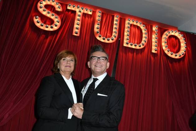 Christine Westermann und Goetz Alsmann bei der Aufzeichnung der letzen Sendung - Zimmer Frei! - in Koeln. ChristineWestermann und GoetzAlsmann haben Fernsehgeschichte geschrieben ? mit ihrem TV-Klassiker ?Zimmer frei!?. Jetzt verabschiedet sich die WDR-Kultshow und damit auch Deutschlands wohl beruehmteste WG von den Zuschauerinnen und Zuschauern. *** Christine Westermann and Goetz Alsmann at the recording of the last show Zimmer Frei in Cologne Christine Westermann and Goetz Alsmann made television history with their TV classic Zimmer frei Now the WDR cult show and with it Germanys most famous flat-sharing community is saying goodbye to its viewers. Copyright: xEventpressxAdolphx
