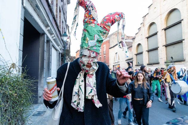 March 20, 2021, Brussels, Belgium: wild carnival and dance without masks in brussels for culture Brussels Belgium - ZUMAb331 20210320_zaf_b331_096 Copyright: xArnaudxBrianx