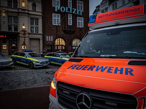 Hamburg St. Pauli; Reeperbahn: Polizei Davidwache Hamburg St. Pauli