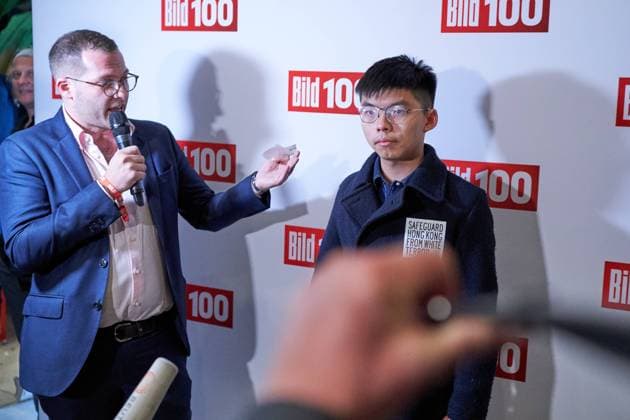 Joshua Wong und Julian Reichelt beim 4 Sommerfest BILD100 im Käfer Dachgartenrestaurant im Deutschen Bundestag mit dem Thema - Freiheit. *** Joshua Wong and Julian Reichelt at the 4 summer party BILD100 in the Käfer roof garden restaurant in the German Bundestag with the topic freedom Copyright: xEventpressxRadkex