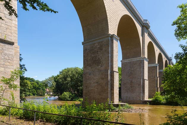 Neißeviadukt mit Neiße, Görlitz, Sachsen, Deutschland *** Neiße Viaduct with Neisse River, Görlitz, Saxony, Germany