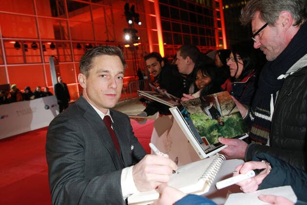 Volker Bruch auf dem roten Teppich bei der 53. Verleihung der Goldenen Kamera in der Hamburger Messe in Hamburg *** Volker Bruch on the red carpet at the 53 Golden Camera Awards in the Hamburger Messe in Hamburg Copyright: xEventpressx