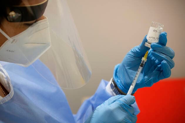 Rome, 23 March 2021. Administration of the vaccine against Covid-19 at the Auditorium Parco della Musica Editorial Usage Only  Copyright: xVincenzoxLivierix xIPAx