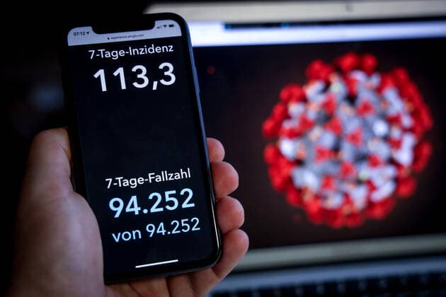 Coronavirus in Deutschland - Covid-19-Dashboard des Robert Koch-Institut 25.03.2021: Robert Koch-Institut: 7-Tage-Inzidenz 113,3. 7-Tage-Fallzahl 94.252.