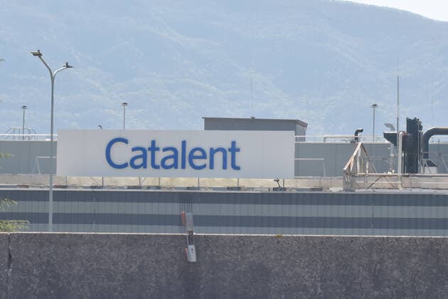 Coronavirus in Italien, AstraZeneca-Impfdosen-Fund im Catalent Werk in Anagni Anagni (FR) 25 03 2021- Catelent plant in Anagni, which infiates the AstraZeneca covid-19 vaccine. subject to checks on the number of doses in storage Editorial Usage Only  Copyright: xRENATOxOLIMPOx xIPAx
