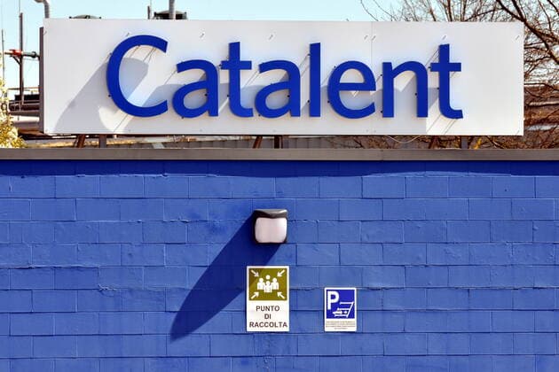 Coronavirus in Italien, AstraZeneca-Impfdosen-Fund im Catalent Werk in Anagni Anagni (FR) 25 03 2021- Catelent plant in Anagni, which infiates the AstraZeneca covid-19 vaccine. subject to checks on the number of doses in storage Editorial Usage Only  Copyright: xRENATOxOLIMPOx xIPAx