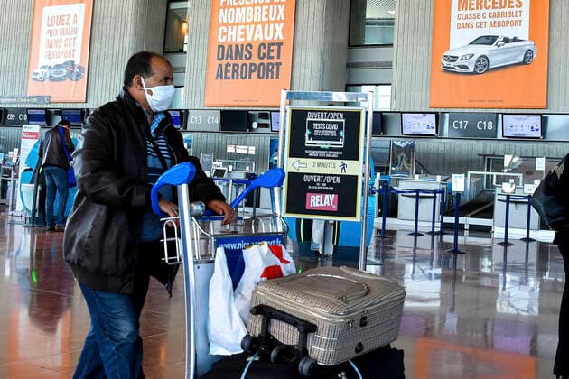 Coronavirus in Frankreich, Eindrücke vom Flughafen in Nizza Aeroport Nice Cote d Azur durant le 3eme Confinement. NEWS : Aeroport Nice Cote d Azur - 3eme Confinement - 25 03 2021 LionelUrman Panoramic 