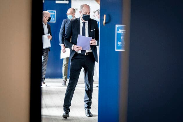 Sundhedsminister Magnus Heunicke under pressemoede om status paa covid-19, genaabning og lokale nedlukninger, i Eigtveds Pakhus i Koebenhavn, torsdag den 25. marts 2021. , Copenhagen Denmark Copyright: RitzauxScanpix MadsxClausxRasmussenx COP109 spdk20210325-175519-L