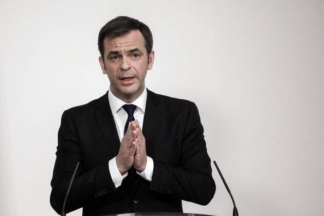 Le ministre francais de la Sante, Olivier Veran, donne une conference de presse sur la strategie actuelle du gouvernement francais face a la pandemie actuelle de Covid-19 a Paris, France, le 25 mars 2021. French Health Minister Olivier Veran delivers a press conference on the current French government strategy for the ongoing Covid-19 pandemic in Paris, France, on March 25, 2021. NEWS : Conference de presse du ministre de la Sante Olivier Veran sur la situation hedomadaire du Covid-19 - paris - 25 03 2021 POOL PANORAMIC  00518588_000022