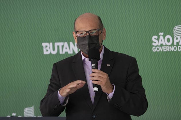 Coronavirus in Brasilien, Butantan Institute präsentiert nationalen Impfstoff Butanvac Press Conference: Butanvac a new COVID-19 Vaccine to be developed in Sao Paulo. Press Conference: Butanvac a new COVID-19 Vaccine to be developed in Sao Paulo. March 26, 2021, Sao Paulo, Brazil: The Butantan Institute is developing its own vaccine against covid-19, the ButanVac vaccine 100% national. The announcement was made this Friday morning (26) by Governor of Sao Paulo, Joao Doria with the presence of the president of Butantan, Dimas Covas and the Secretary of Health of the state, Dr. Jean Gorinchteyn, at the headquarters of the Butantan Institute in Sao Paulo. Press Conference: Butanvac a new COVID-19 Vaccine to be developed in Sao Paulo.  Copyright: xLecoxVianax