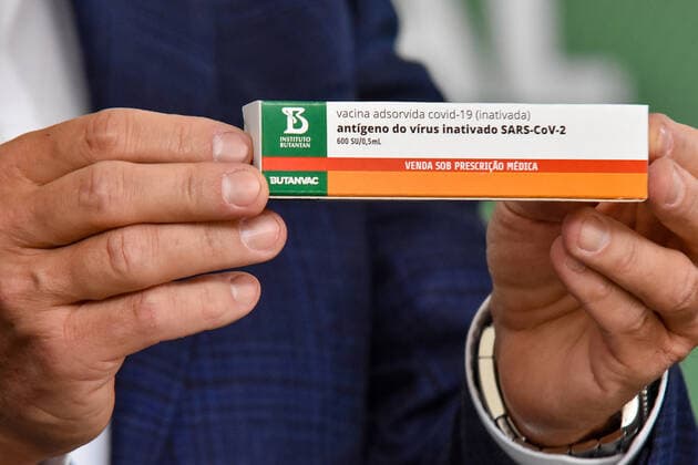 Coronavirus in Brasilien, Butantan Institute präsentiert nationalen Impfstoff Butanvac SÃO PAULO, SP - 26.03.2021: COLETIVA DE IMPRENSA JOÃO DORIA COVID19 - João Doria, (PSDB) Governor of São Paulo, announced that the Butantan Institute has developed a new Brazilian vaccine against Covid-19, (Coronavirus) to Butanvac, and will ask the National Health Surveillance Agency (Anvisa) to start testing. This Friday, (26) at the Butantan Institute. x2046952x  RobertoxCasimiro