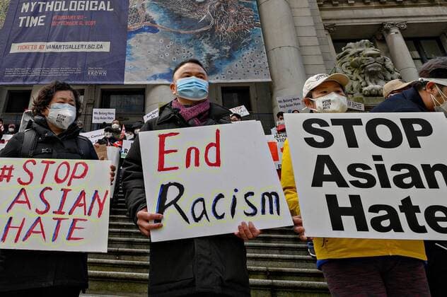 (210329) -- VANCOUVER, March 29, 2021 -- People take part in the Stop Asian Hate rally at the Vancouver Art Gallery in Vancouver, British Columbia, Canada, on March 28, 2021. Hundreds of people took part in the rally against the racism toward Asians here on Sunday. (Photo by Xinhua) CANADA-VANCOUVER-RALLY-STOP ASIAN HATE AndrewxSoong 
