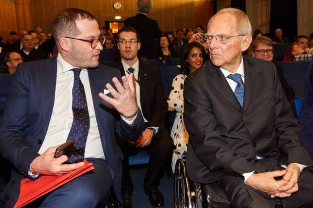 Julian Reichelt und Wolfgang Schäuble bei der Ausstellungseröffnung von Sheindi s Diary im Deutschen Historischen Museum in Berlin. In Kooperation mit BILD zeigt das Deutsche Historische Museum erstmals dieses sehr persönliche Zeugnis von Verfolgung, Deportation und Vernichtung der ungarischen Juden in einer Ausstellung der Öffentlichkeit. In einer eindrucksvollen Videoproduktion hat BILD Sheindi Ehrenwalds Geschichte dokumentiert. *** Julian Reichelt and Wolfgang Schäuble at the exhibition opening of Sheindi s Diary at the German Historical Museum in Berlin In cooperation with BILD, the German Historical Museum is showing this very personal testimony to the persecution, deportation and extermination of Hungarian Jews to the public for Copyright: xEventpressxGolejewskix