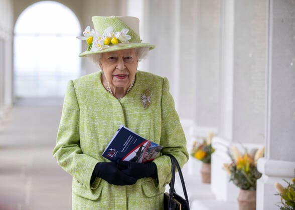 Bilder des Jahres 2021, Entertainment 03 März Entertainment Themen der Woche KW13 Bilder des Jahres 2021, Entertainment 03 März Entertainment Bilder des Tages . 31 03 2021. Runnymede, United Kingdom. Queen Elizabeth II at a service to mark the centenary of the Royal Australian Air Force at the Commonwealth War Graves Commission Air Forces Memorial in Runnymede, United Kingdom.  xPoolx xi-Imagesx IIM-22093-0010