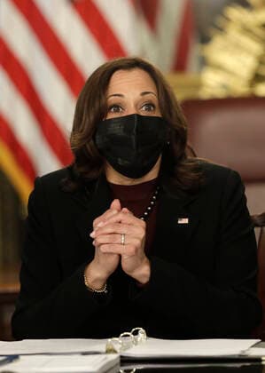 March 31, 2021, Washington, District of Columbia, USA: United States Vice President Kamala Harris holds a roundtable discussion with faith leaders on their efforts to encourage communities to take the COVID-19 vaccine at the White House on March 31, 2021 in Washington, DC Washington USA - ZUMAs152 20210331_zaa_s152_015 Copyright: xYurixGripasx-xPoolxViaxCnpx