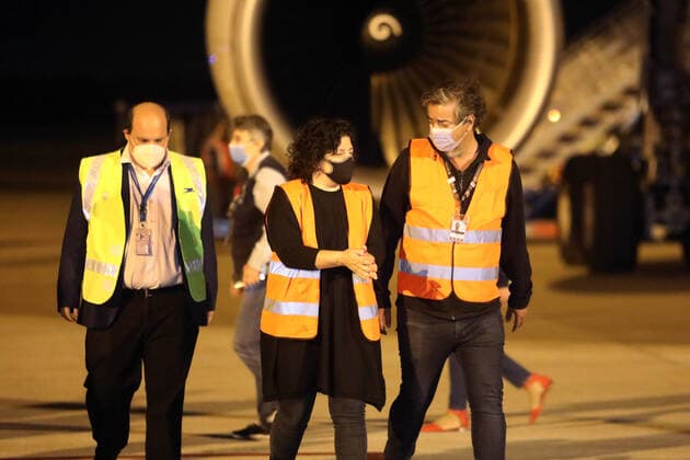 April 1, 2021, Buenos Aires, Buenos Aires, Argentina: Today 1 million Chinese Sinopharm vaccines arrived at the Ezeiza international airport in Buenos Aires on an Aerolineas Argentinas flight. Buenos Aires Argentina - ZUMAs180 20210401_zbp_s180_004 Copyright: xClaudioxSantistebanx