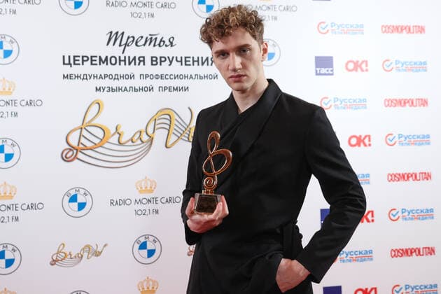 MOSCOW, RUSSIA â€“ APRIL 2, 2021: Composer Kirill Richter poses with an award during the 4th BraVo music awards ceremony at the Bolshoi Theatre. BraVo is an international professional music award presented to artists for their contribution to classical art and popular music. This year, the award is presented for achievement in classical art in the past two years. Vyacheslav Prokofyev TASS  TS0FB55A