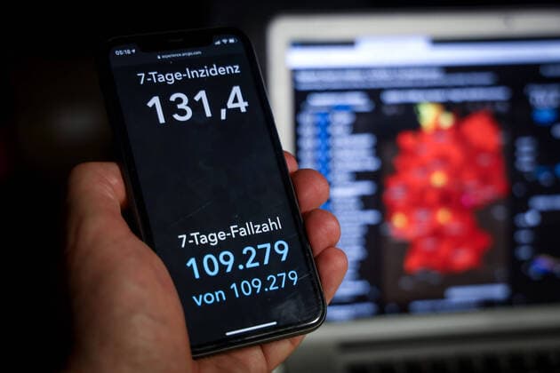 News Themen der Woche KW13 News Bilder des Tages Coronavirus in Deutschland - Covid-19-Dashboard des Robert Koch-Institut 03.04.2021: Robert Koch-Institut: 7-Tage-Inzidenz 131,4. 7-Tage-Fallzahl 109.279.