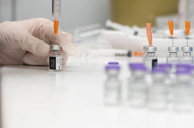 A nurse prepares Pfizer BioNTech COVID-19 vaccine in Ankara City Hospital, Turkey, on April 3, 2021. Turkey has confirmed 31,892 deaths and 3,400,296 positive cases of the coronavirus infection in the country. ( Copyright: AbdurrahmanxAntakyalix-xDepoxPho DSC_4439